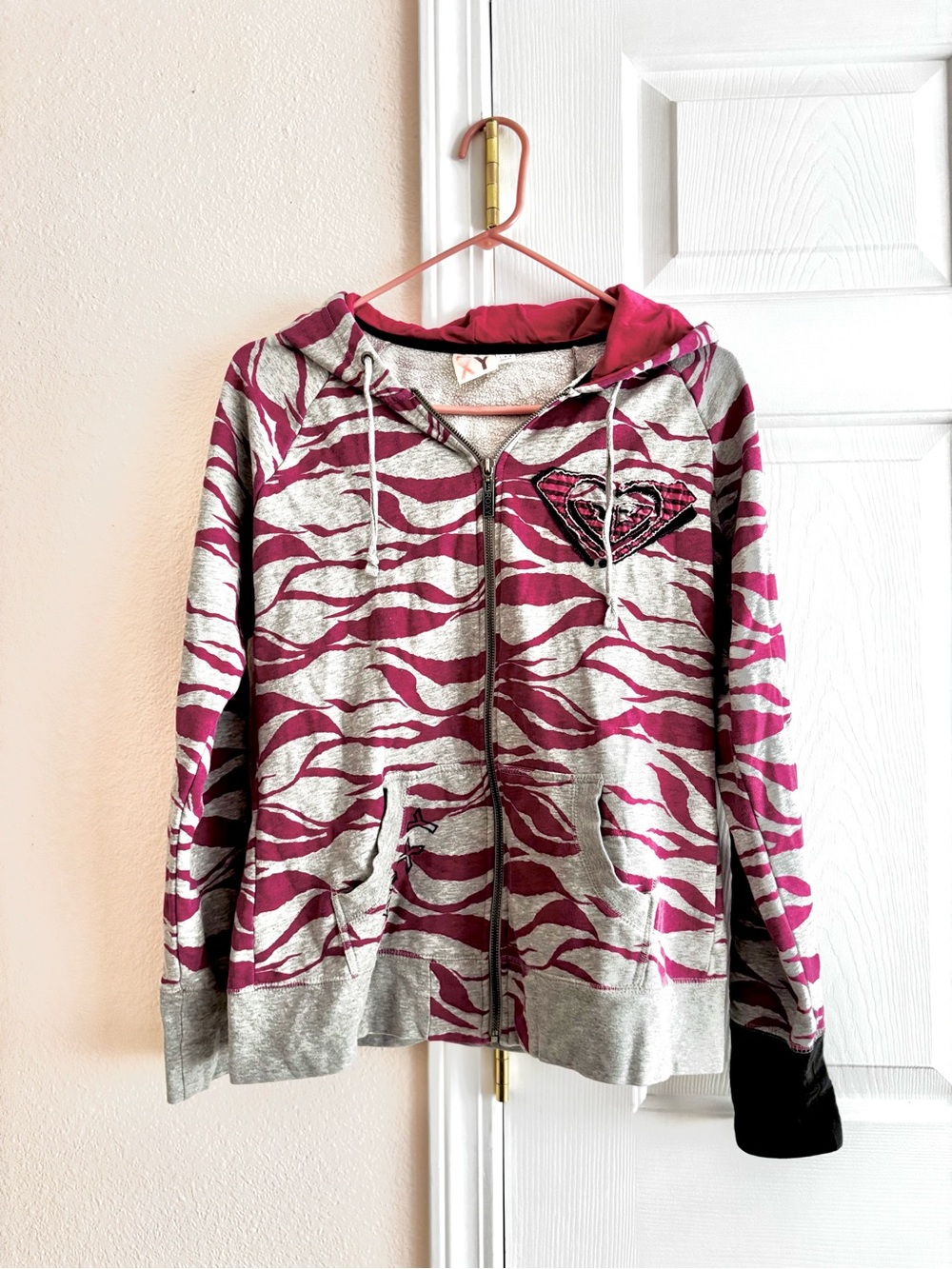 Vintage Roxy Gray Hoodie with Magenta Hood and Accents L Y2K